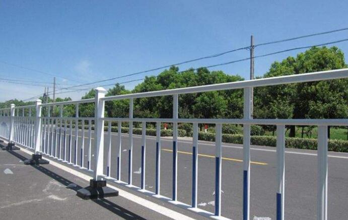 安徽PVC公路色淫网站AV水蜜桃厂家施工严格