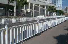 公路围栏设置怎么样规范化？